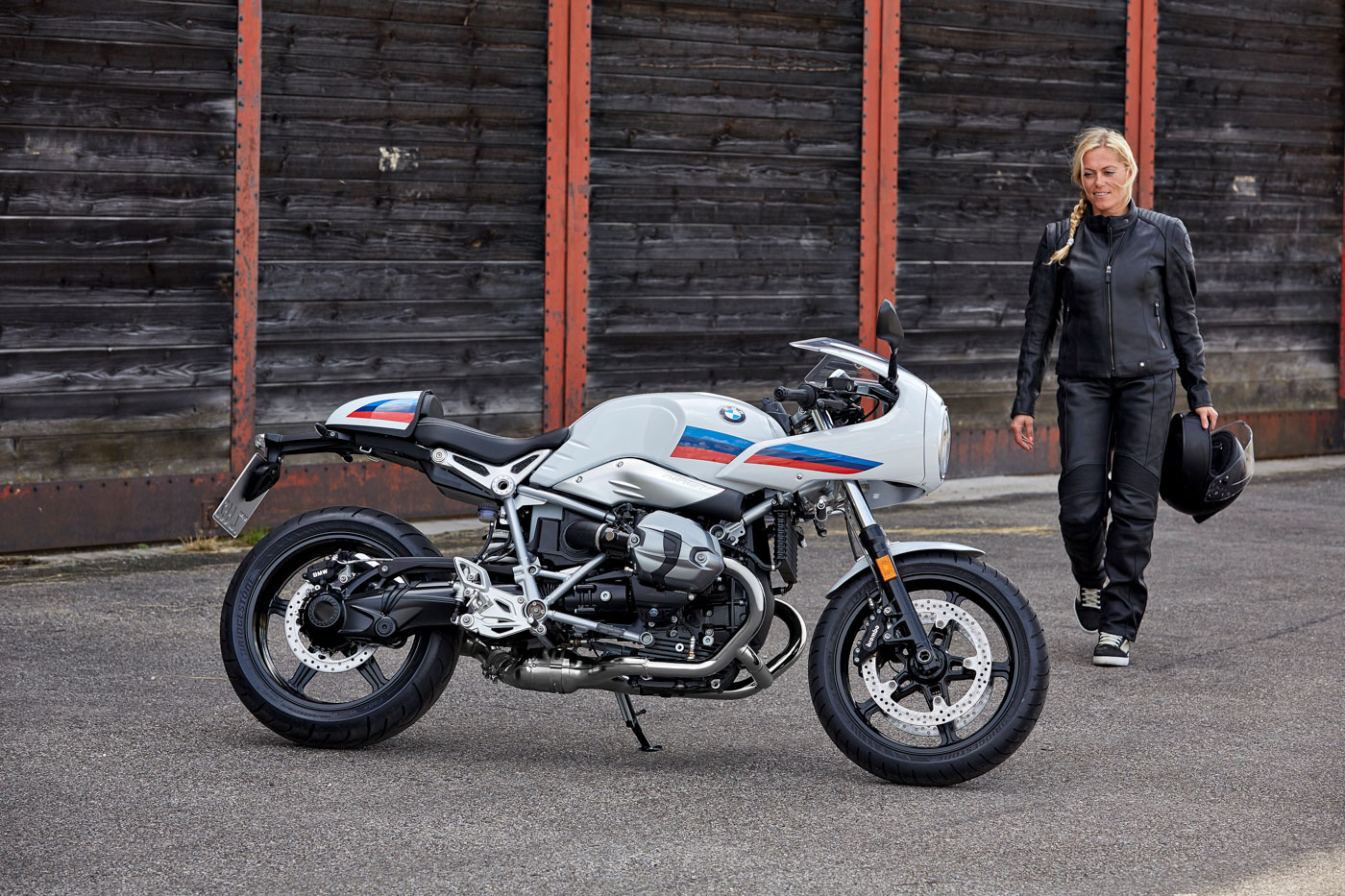 p90232635_highres_the-new-bmw-r-ninet